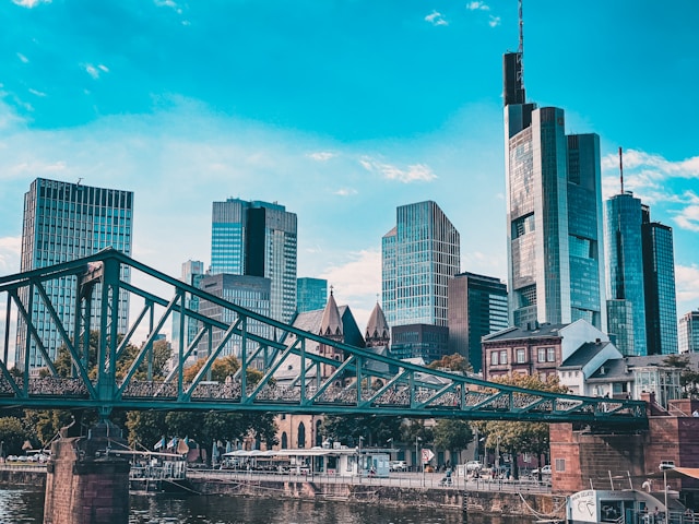 Stadt mit F - Frankfurt