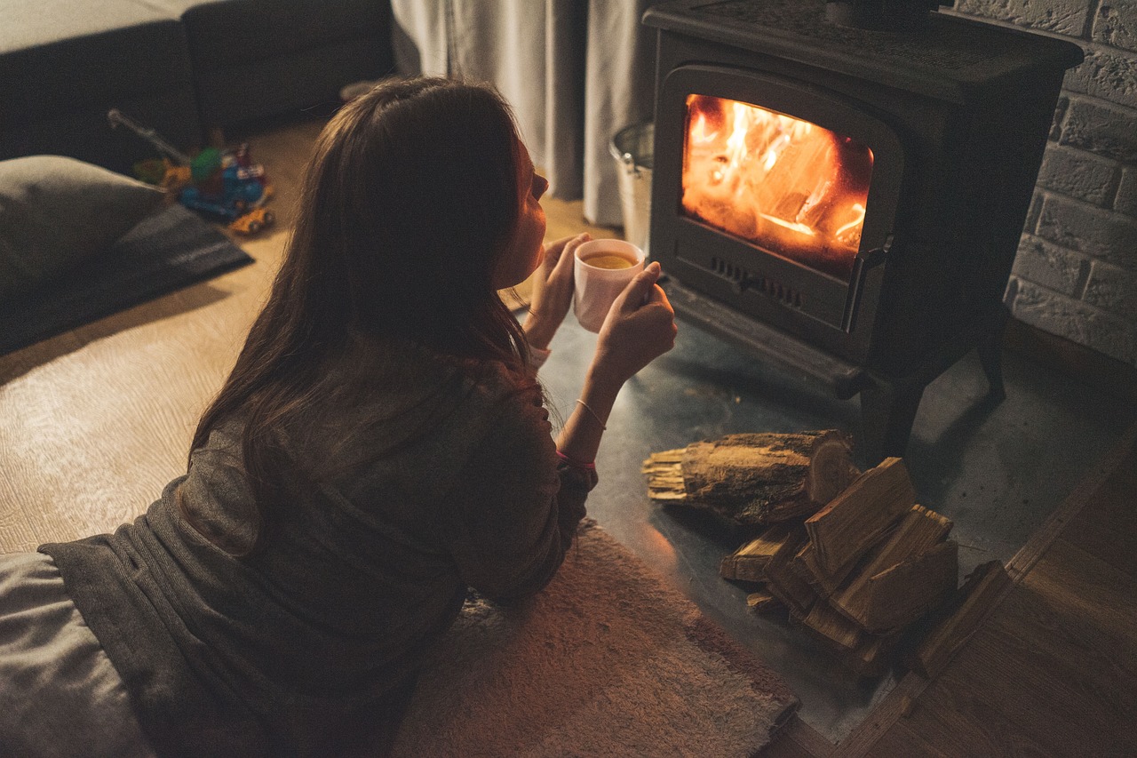 christmas wallpaper, woman, fireplace, mug, coffee, tea cup, cozy, fire, warm, coffee cup, winter, hot, cup, female, person, house, comfort, room, tea, holiday, christmas, lifestyle, season, comfortable, interior